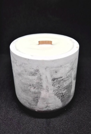 Świeca sojowa "Fresh citrus" o zapachu mango i mandarynki